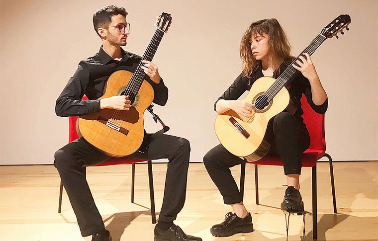Do Guitarra Clsica: David Rodrguez Iborra y Carmen Montaez Corpas